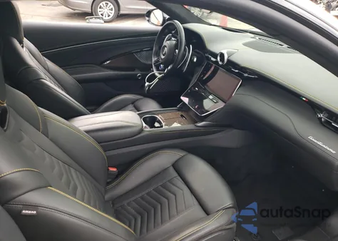 2024 Maserati Granturismo Trofeo z USA, uszkodzony, nr VIN ZAMBMVDB1RX435356